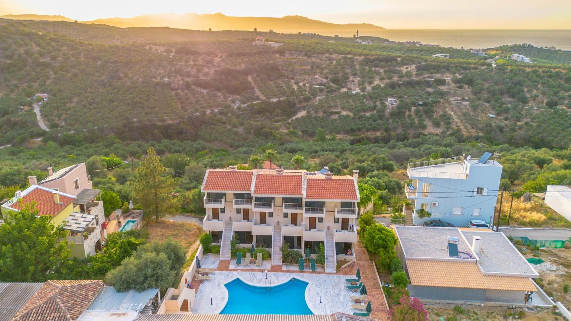 Orestis Hotel Sea View Apartments Stalos Exterior photo